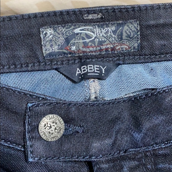 Silver Jeans - Picture 7 of 8